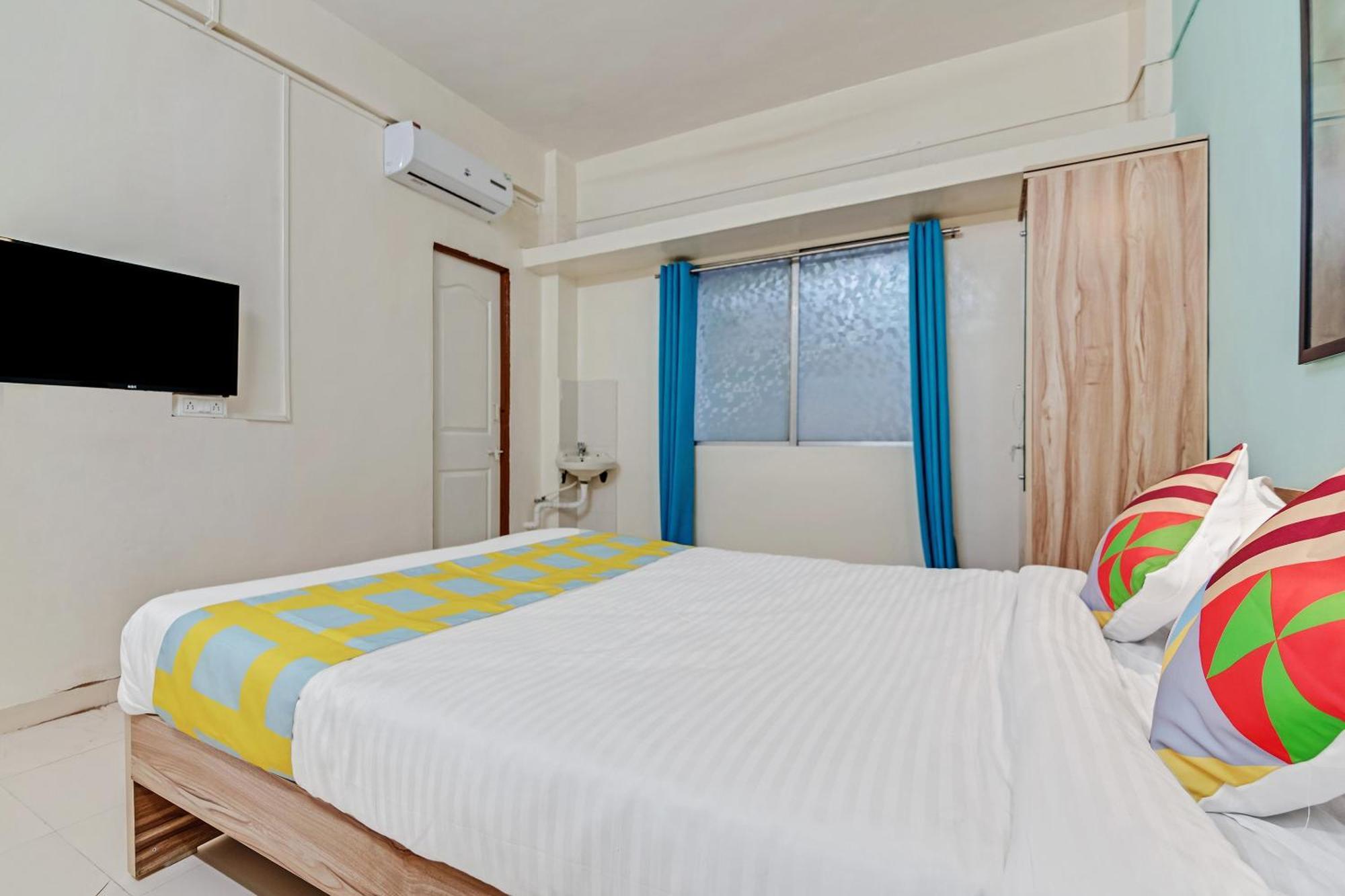 פונה Super Hotel O Saraswati Niwas Vadgaon Budruk מראה חיצוני תמונה