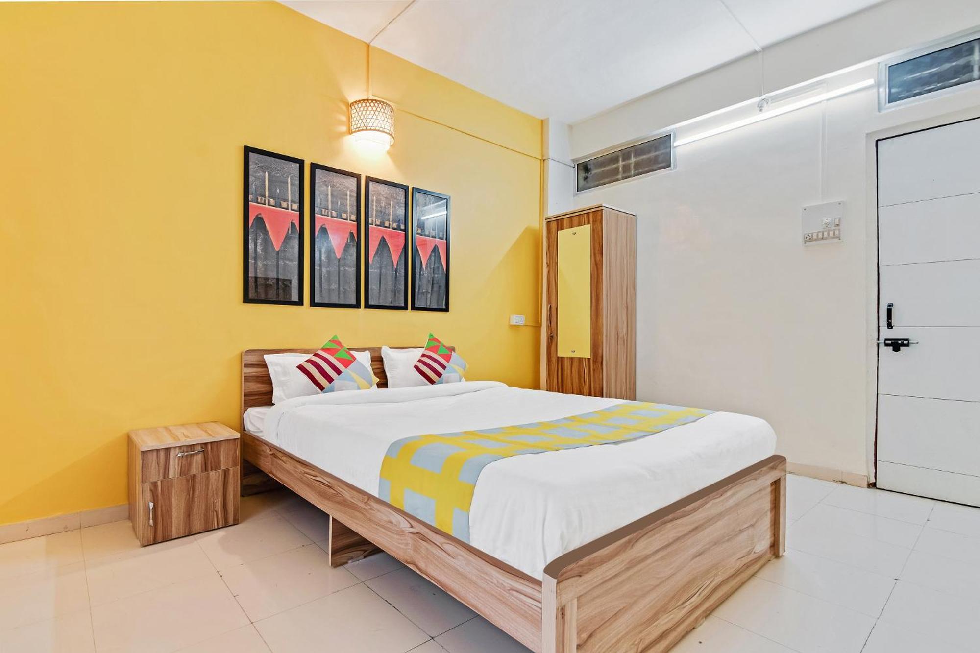 פונה Super Hotel O Saraswati Niwas Vadgaon Budruk מראה חיצוני תמונה
